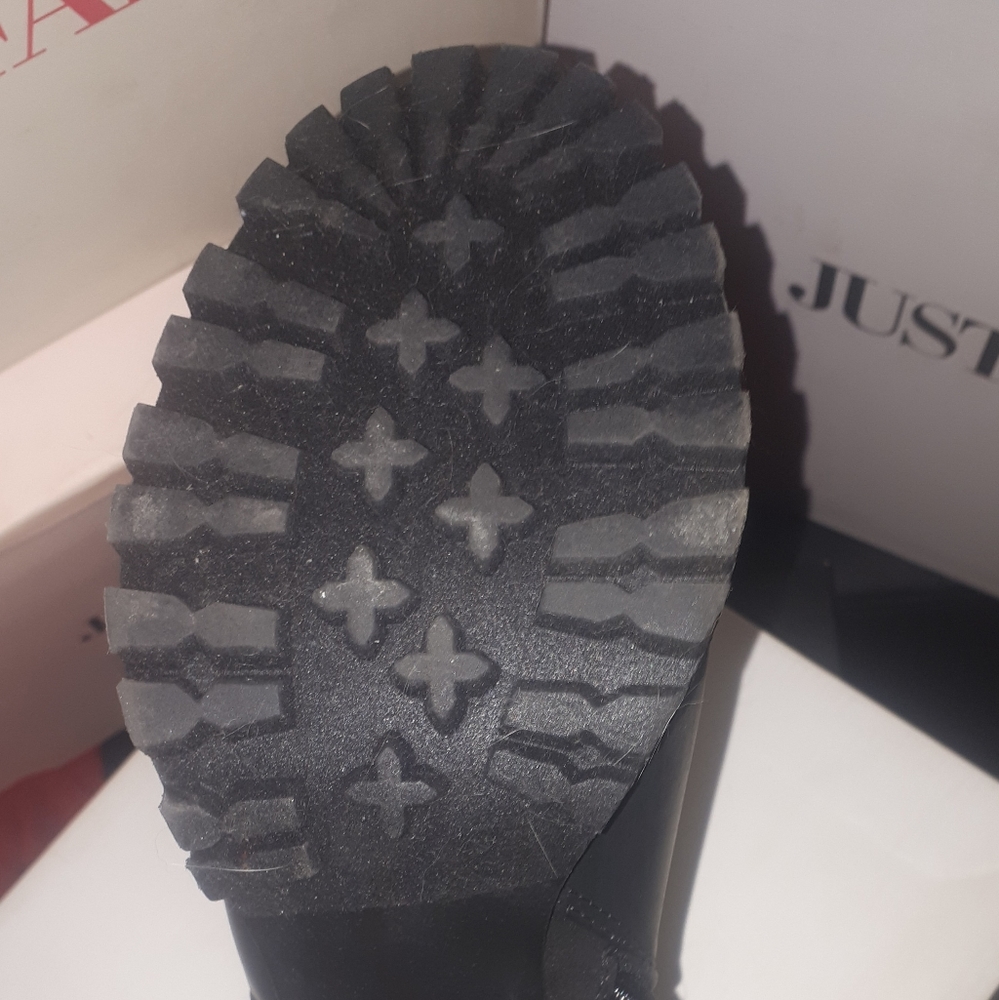 Versatile booties - Picture 7 of 7